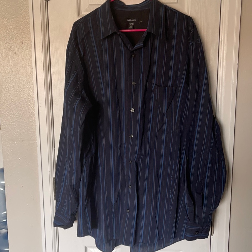 Long sleeve dress shirt
